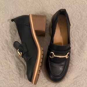 Time and Tru Women's Black Loafers with Gold Accent